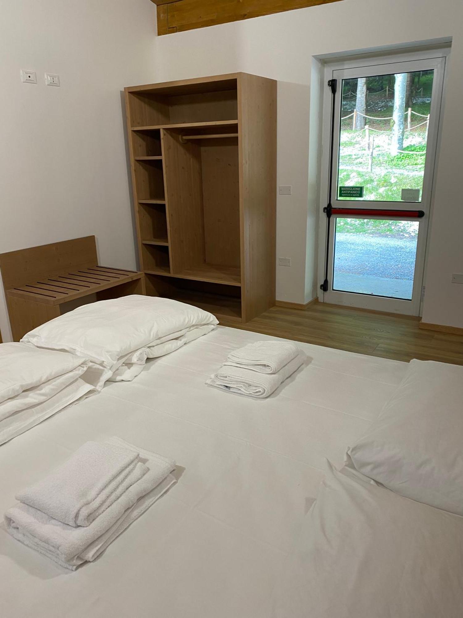 Hotel Rifugio Pian dei Ciclamini Lusevera Esterno foto