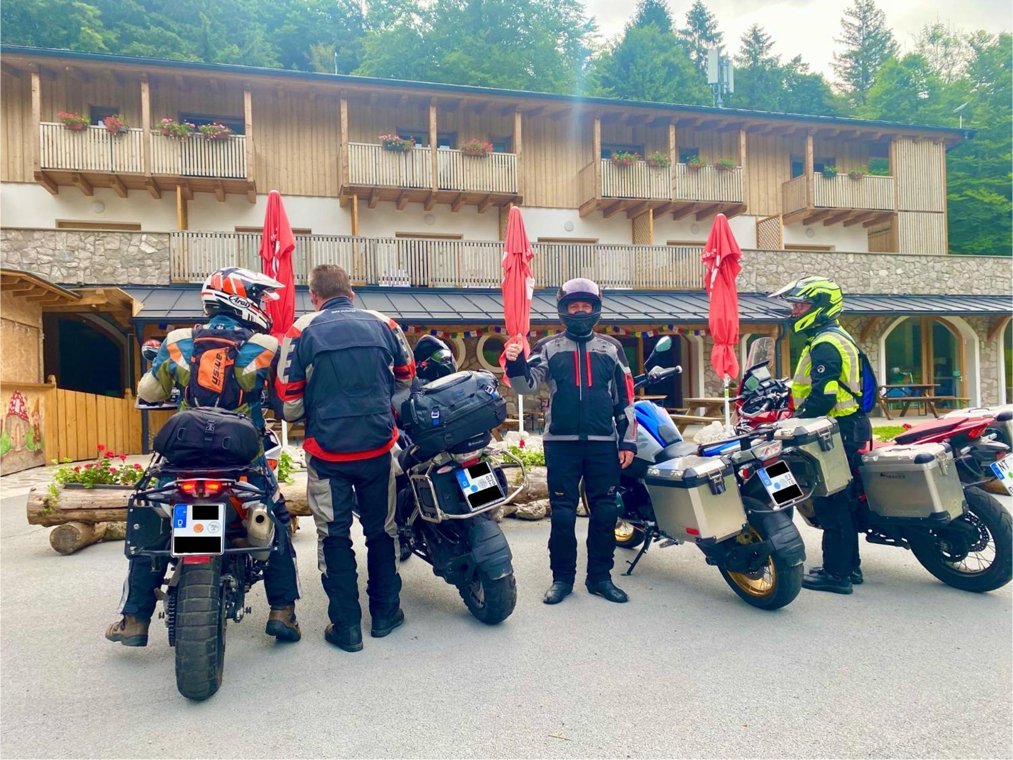 Hotel Rifugio Pian dei Ciclamini Lusevera Esterno foto