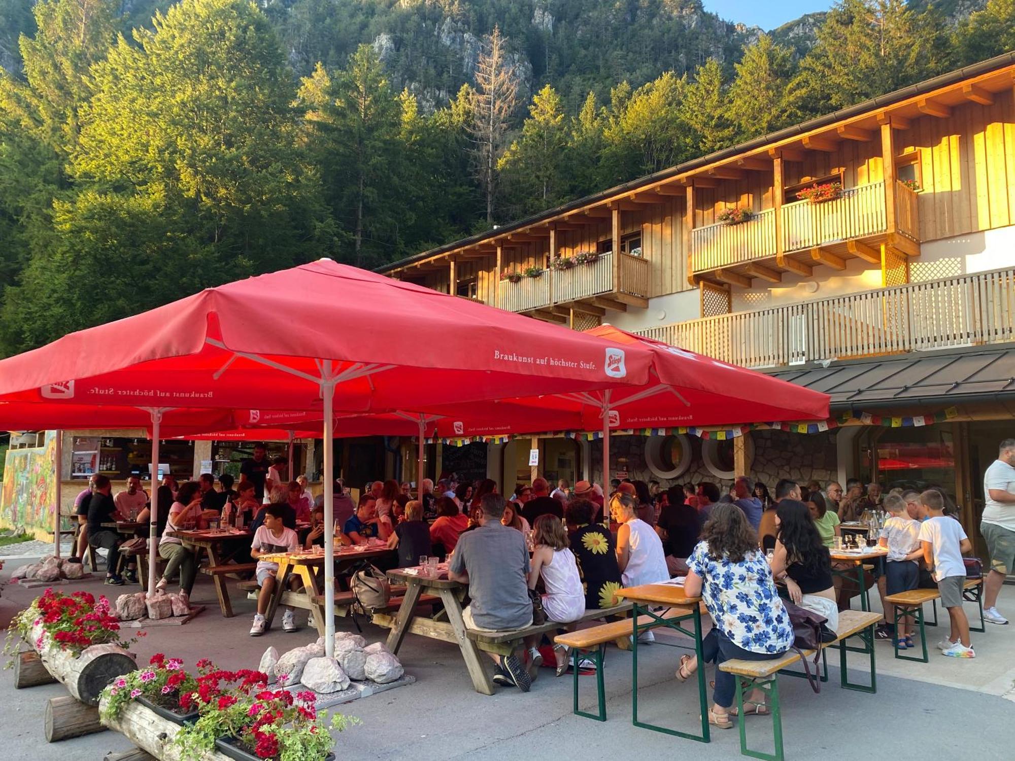 Hotel Rifugio Pian dei Ciclamini Lusevera Esterno foto